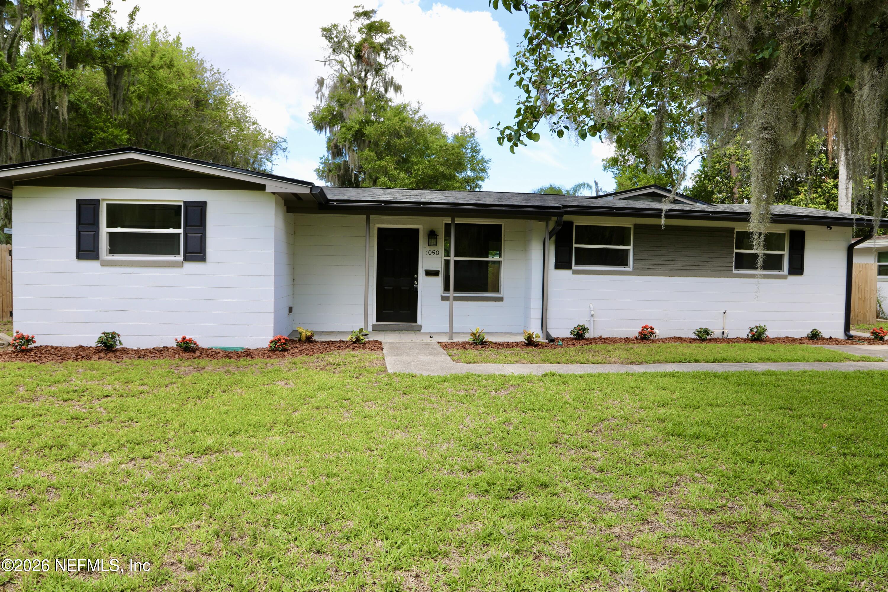 1050 Glynlea Road Jacksonville, FL 32216 - Photo 2 of 22 1050 Glynlea 2