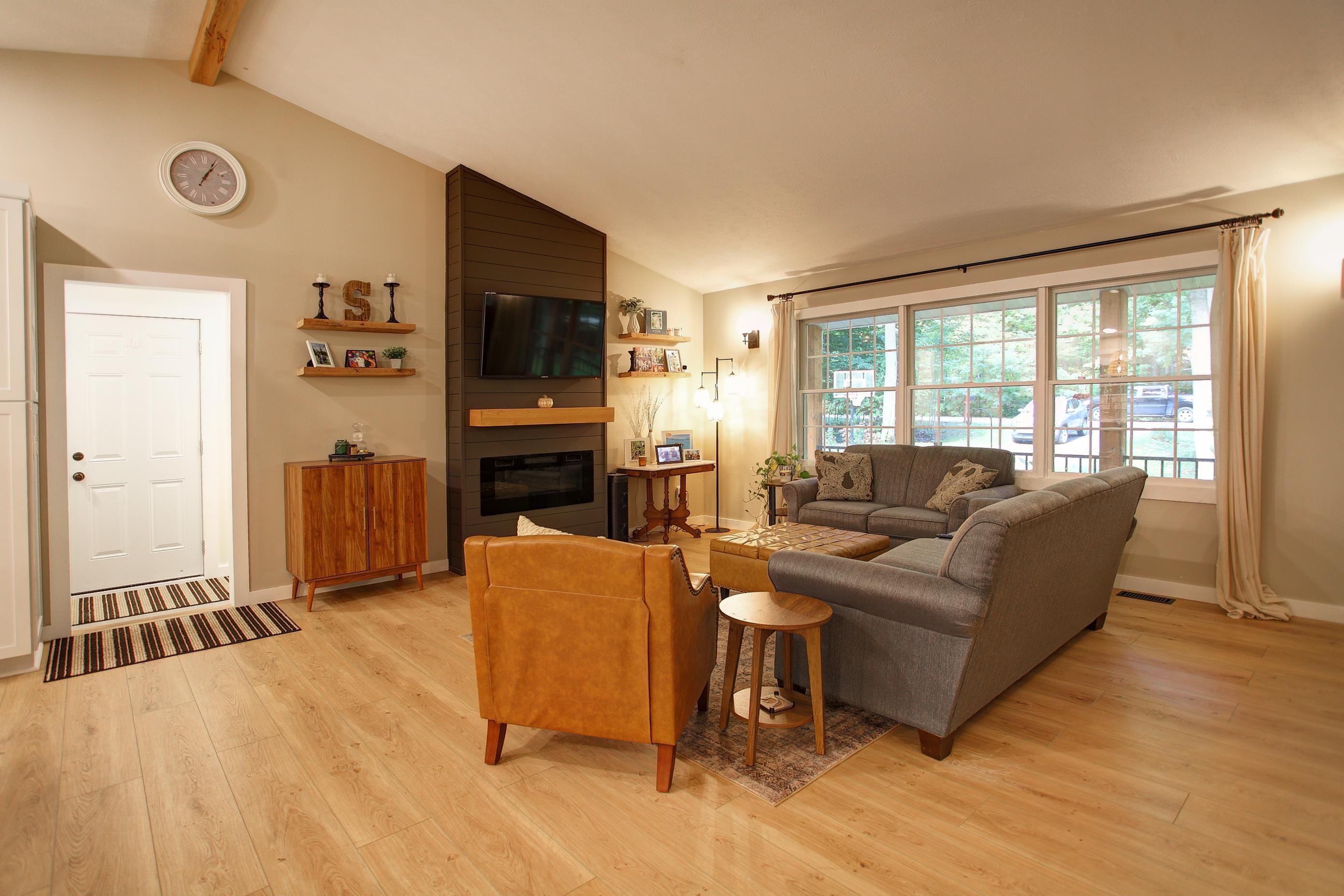 19199 Ridgeview Lane Lake Ann, MI 49650 - Photo 4 of 30 1951368-93664463-c30e-4e78-84d3-2338c71ea2d2.JPG