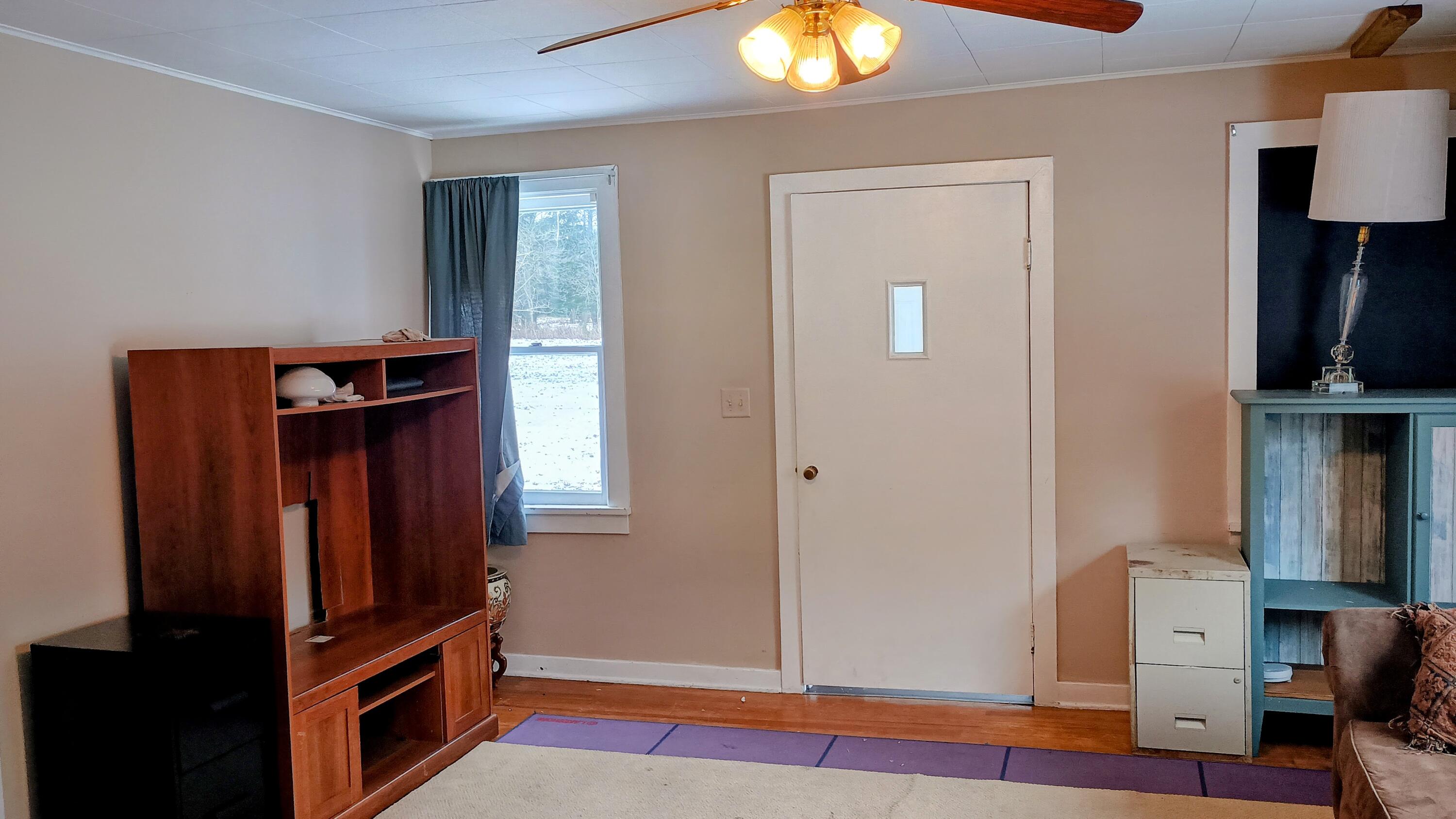 6184 West Bryant Road Ludington, MI 49431 - Photo 5 of 20 IMG_20241202_112856112_HDR-EDIT