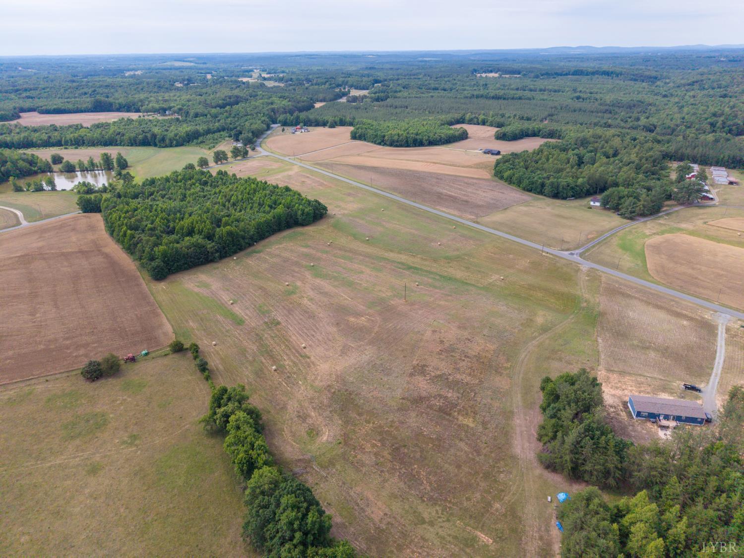 9-lot Deer View Road Gretna, VA 24557 - Photo 9 of 15