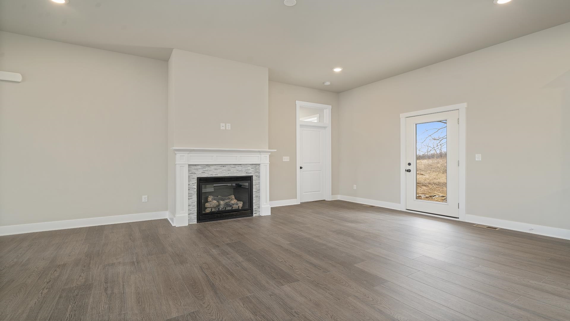 9621 Lismore Road Roscoe, IL 61073 - Photo 12 of 30 Gallery Image 12