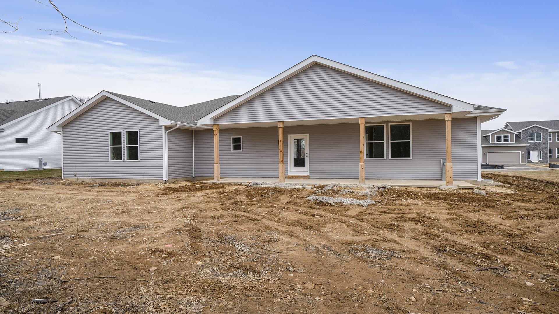 9621 Lismore Road Roscoe, IL 61073 - Photo 6 of 30 Gallery Image 6