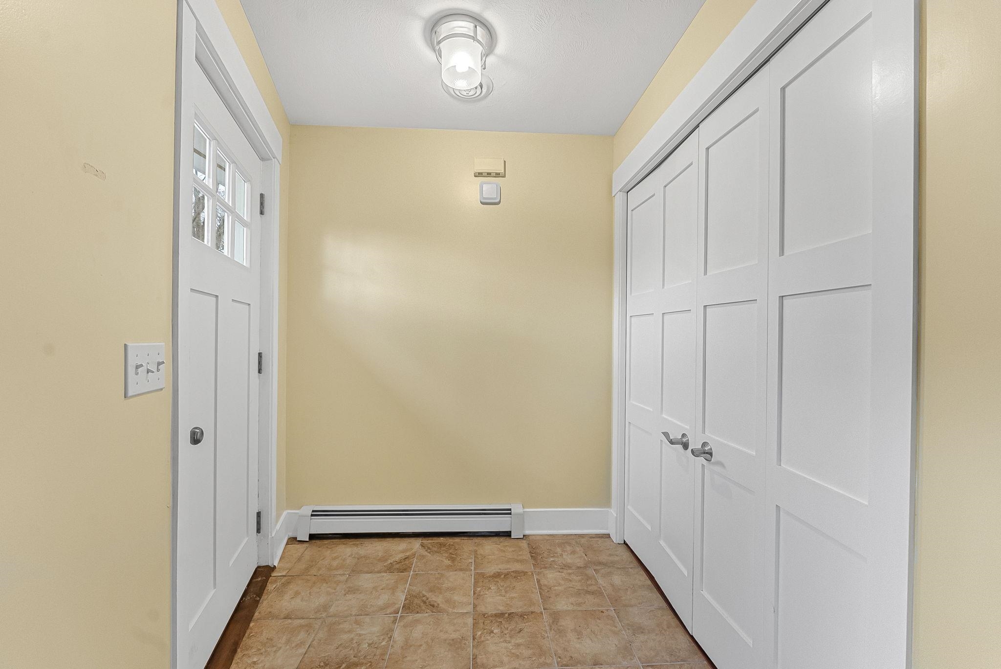 4220 Summerhill Road Traverse City, MI 49684 - Photo 12 of 40 1940970-aff43db9-f108-4278-80ee-ec049f0c1c93.JPG