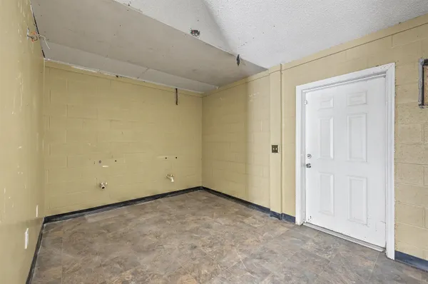 $59,000 | 530 South Church Street, Lake City, SC 29560