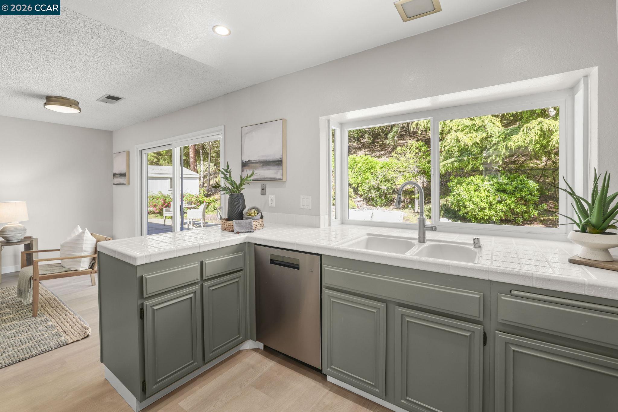 3821 Painted Pony Road Richmond, CA 94803 - Photo 12 of 31