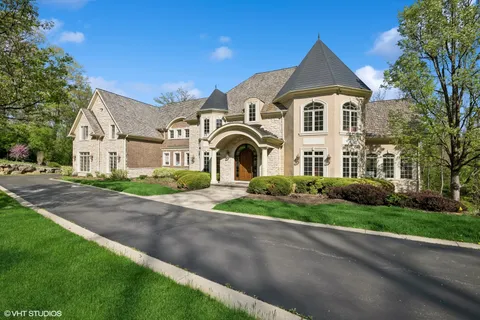 $2,650,000 | 109 Remington Drive, Barrington Hills, IL 60010