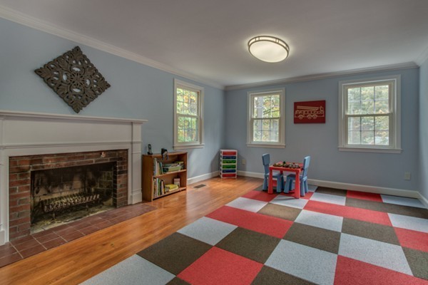 23 Gould Road Bedford, MA 01730 - Photo 13 of 30 Gallery Image 13
