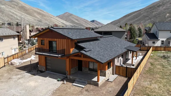 $1,197,000 | 471 Maple Ridge Loop, Bellevue, ID 83313