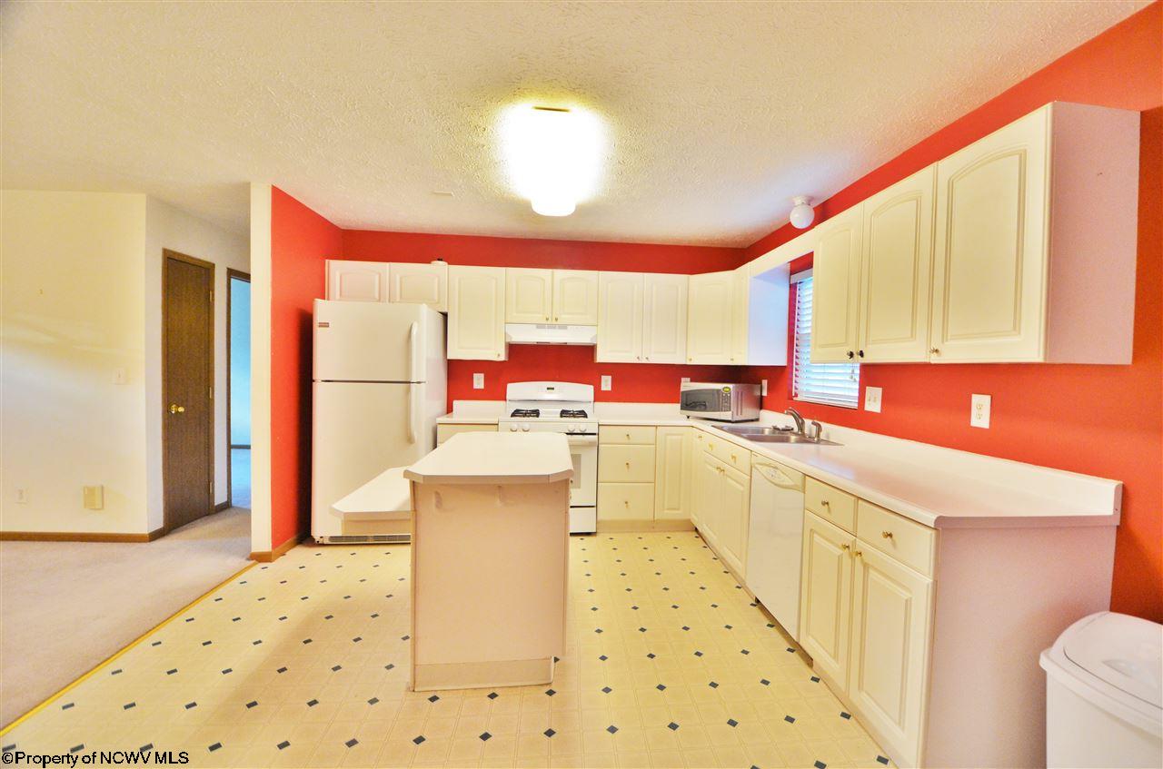 760 Meadowbrook Road Morgantown, WV 26505 - Photo 3 of 20 Gallery Image 3