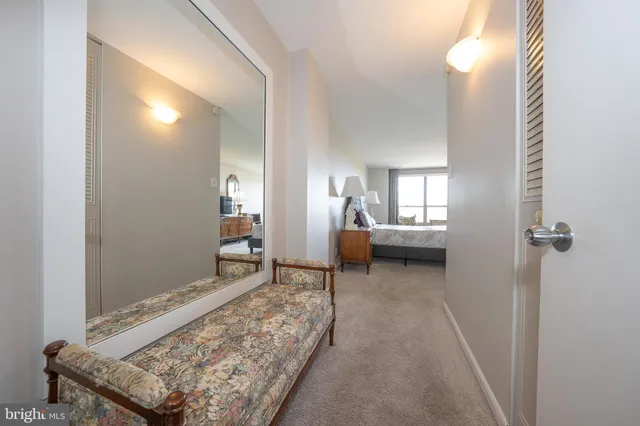 $290,000 | 1001 City Avenue, Unit EC1106, Wynnewood, PA 19096