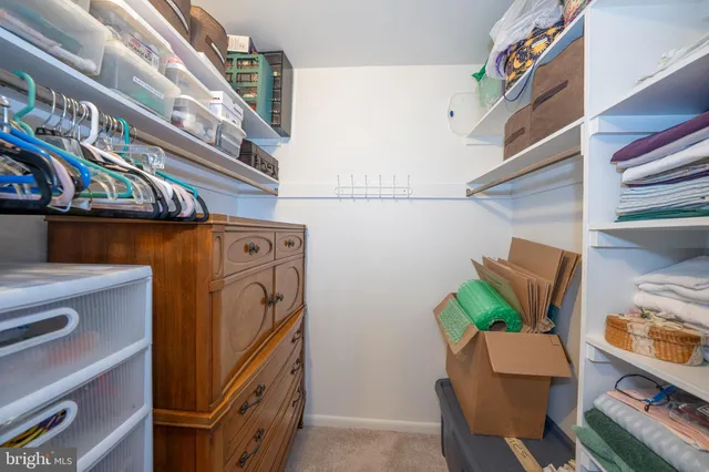 $290,000 | 1001 City Avenue, Unit EC1106, Wynnewood, PA 19096