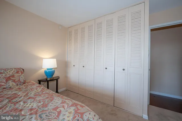 $290,000 | 1001 City Avenue, Unit EC1106, Wynnewood, PA 19096