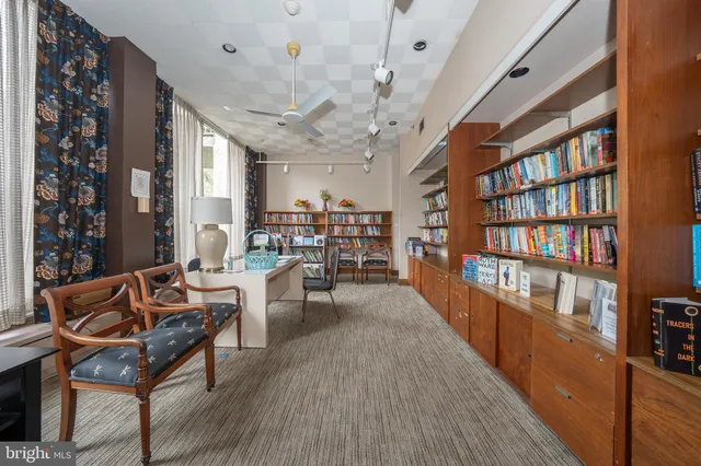 $290,000 | 1001 City Avenue, Unit EC1106, Wynnewood, PA 19096