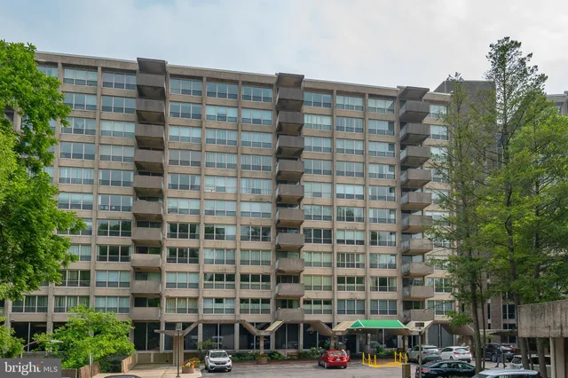 $290,000 | 1001 City Avenue, Unit EC1106, Wynnewood, PA 19096