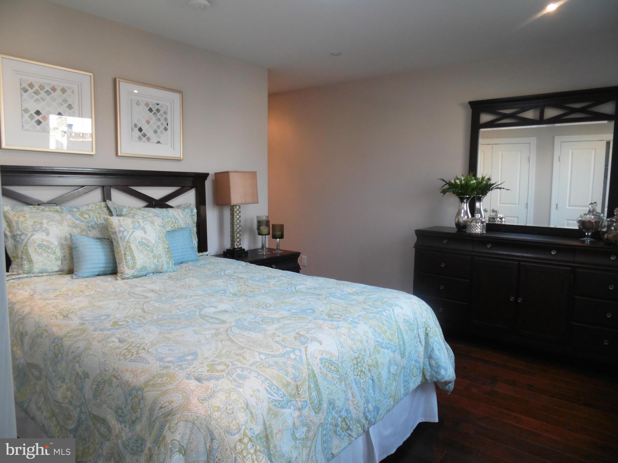 833 Decatur Street Northwest Washington, DC 20011 - Photo 17 of 29 Bedroom