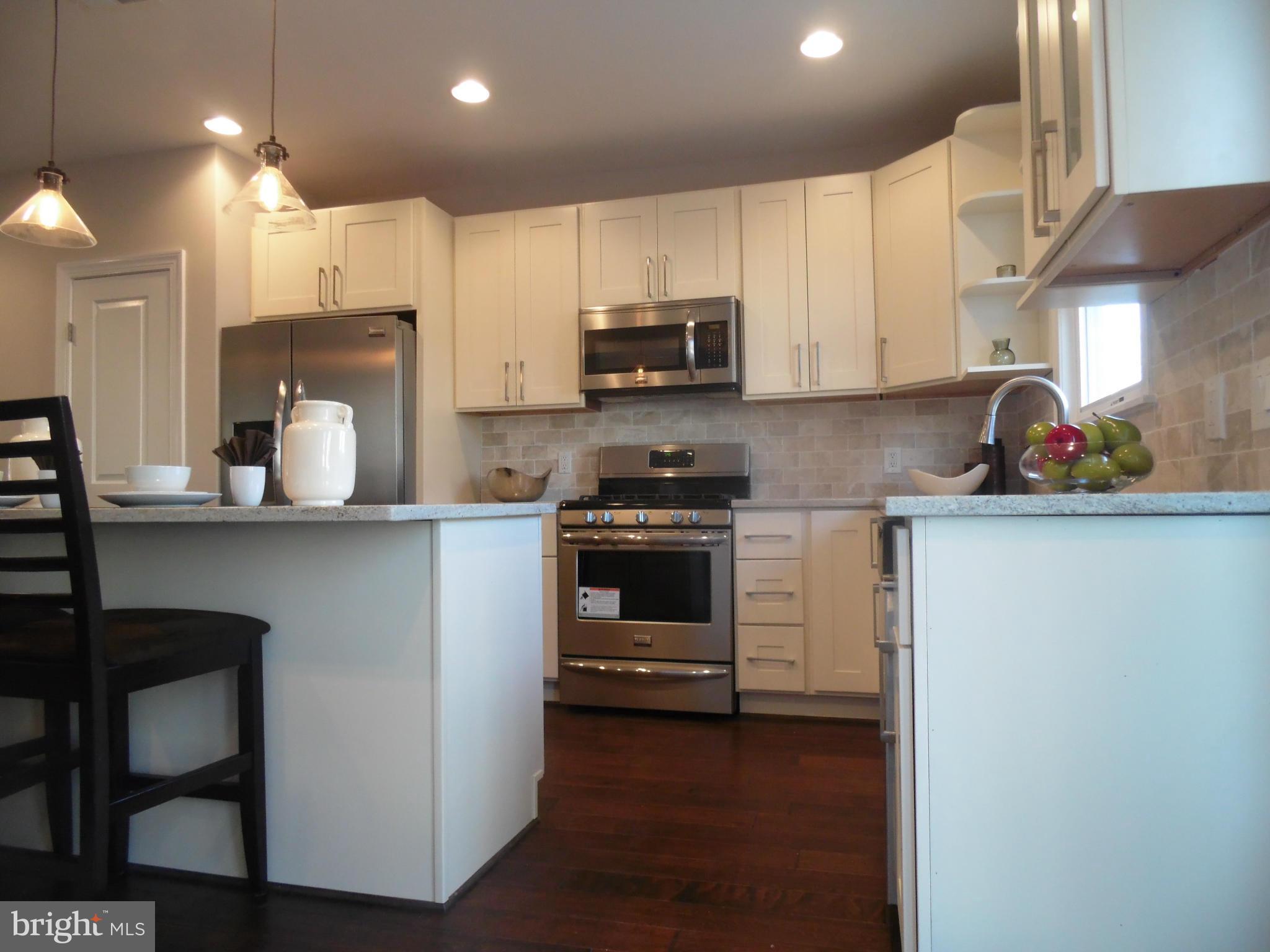 833 Decatur Street Northwest Washington, DC 20011 - Photo 7 of 29 Kitchen