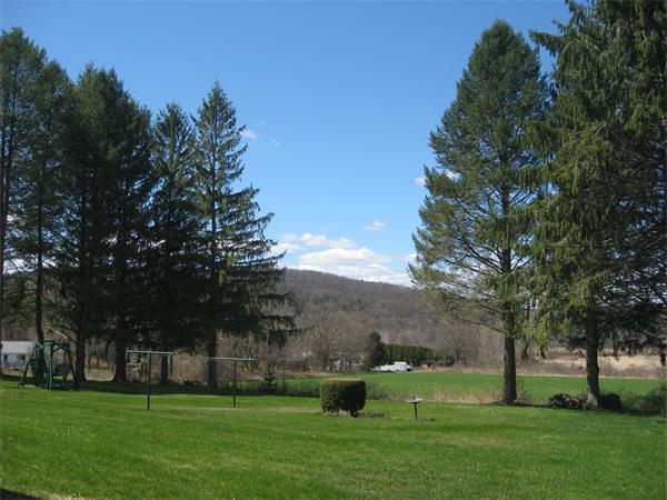 122 Mt Warner Road Hadley, MA 01035 - Photo 3 of 6 Gallery Image 3