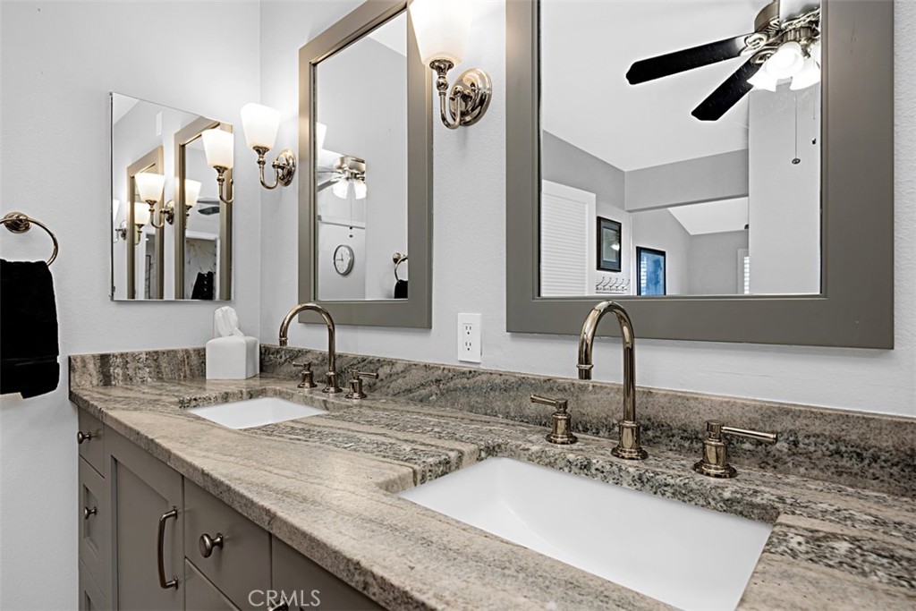 219 Turf View Drive Solana Beach, CA 92075 - Photo 18 of 26