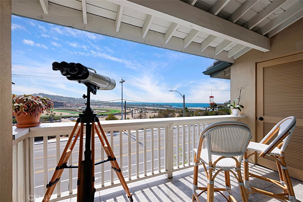 219 Turf View Drive Solana Beach, CA 92075 - Photo 23 of 26