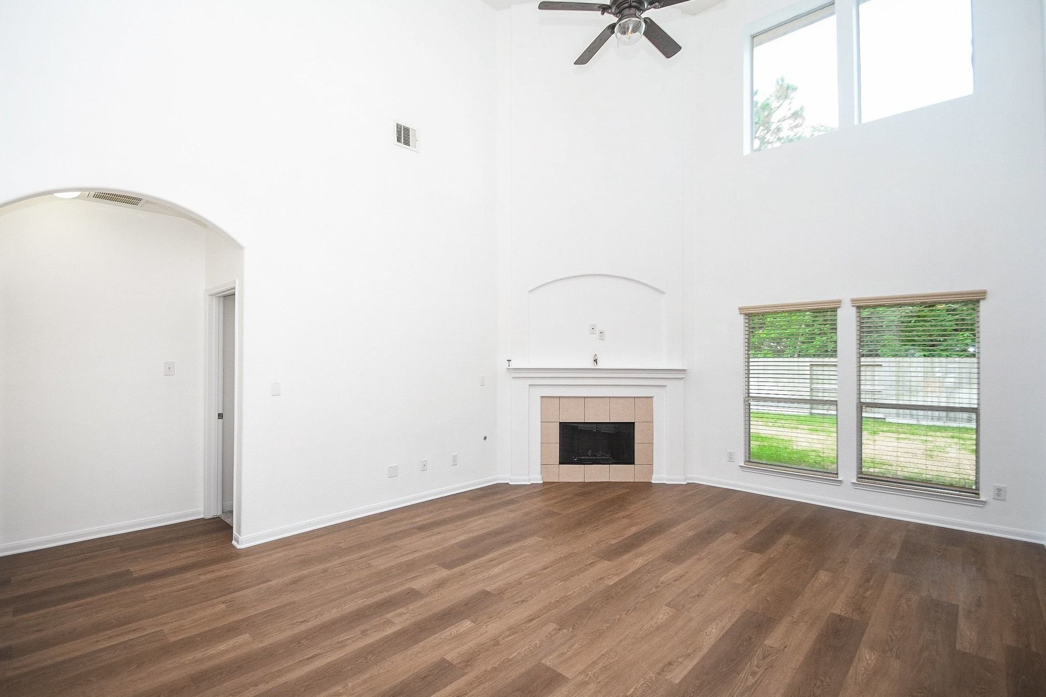 6927 Round Rose Court Spring, TX 77379 - Photo 19 of 37
