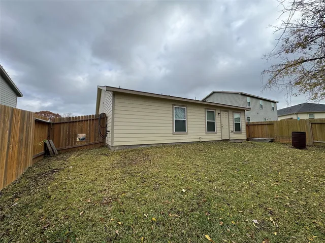 $1,700 | 14132 Harlequin Drive, Willis, TX 77318