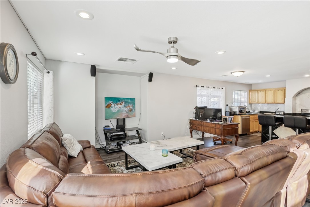 7194 Cestrum Road Las Vegas, NV 89113 - Photo 7 of 41