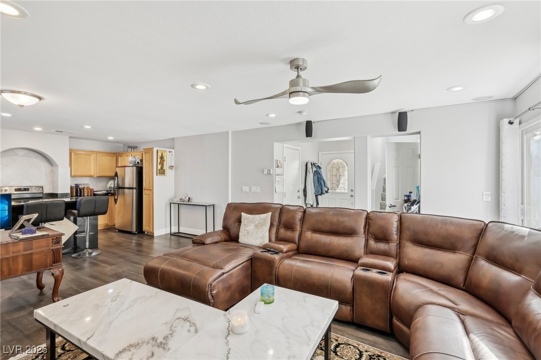 7194 Cestrum Road Las Vegas, NV 89113 - Photo 9 of 41
