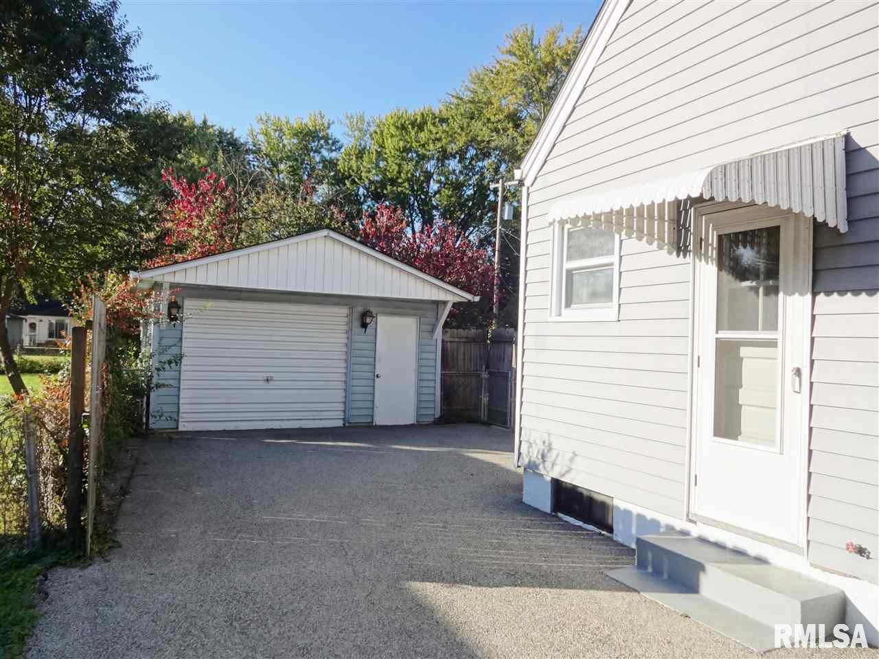2006 East Hood Street Springfield, IL 62703 - Photo 25 of 26