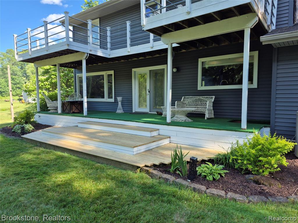 4890 Whipple Lake Road Clarkston, MI 48348 - Photo 6 of 40
