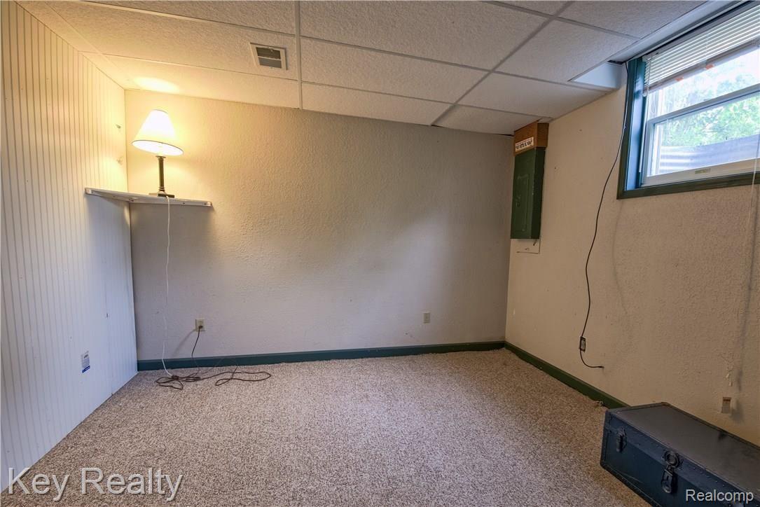 18896 Kent Road Dundee, MI 48131 - Photo 20 of 38 Smaller 18896 Kent Rd-31.jpg
