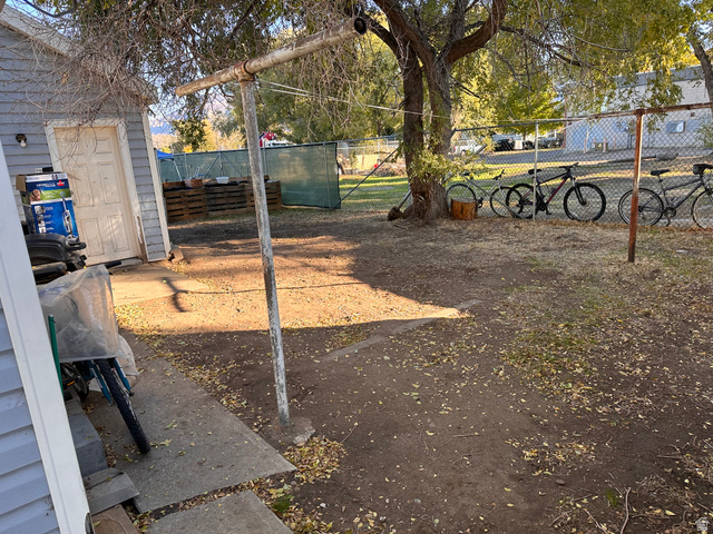 154 East Harris Street Ogden, UT 84401 - Photo 2 of 10 View of yard