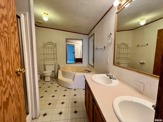 $200,000 | 14809 Sulphur Springs Road, Creal Springs, IL 62922