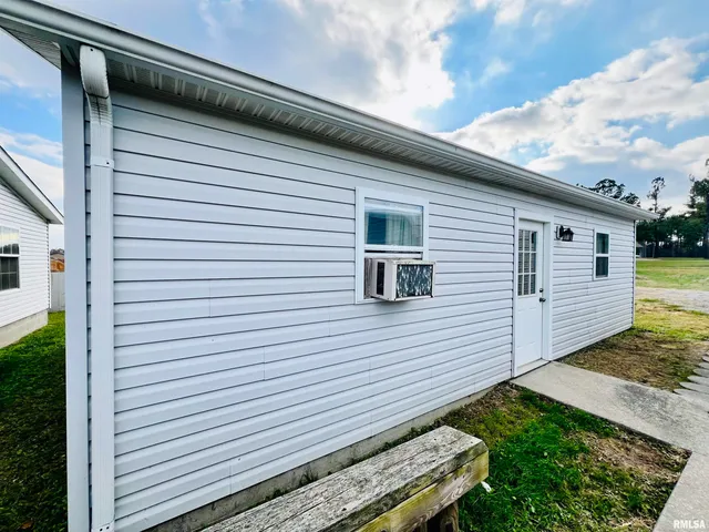 $200,000 | 14809 Sulphur Springs Road, Creal Springs, IL 62922