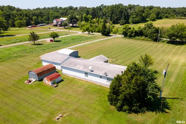 $200,000 | 14809 Sulphur Springs Road, Creal Springs, IL 62922