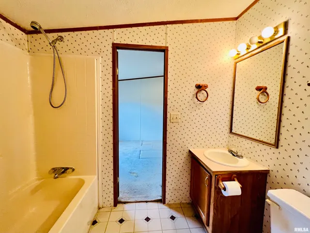 $200,000 | 14809 Sulphur Springs Road, Creal Springs, IL 62922