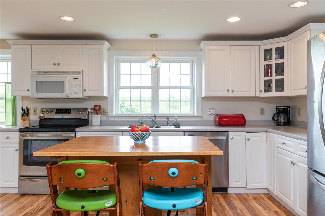187 Goodwin Road Eliot, ME 03903 - Photo 12 of 40