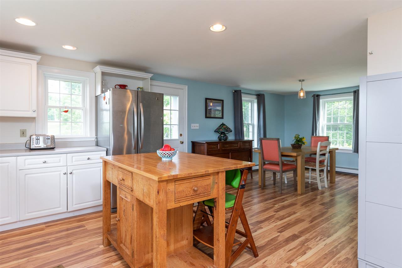 187 Goodwin Road Eliot, ME 03903 - Photo 13 of 40