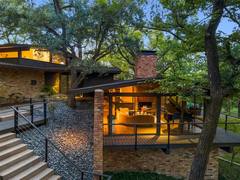 a view of outdoor seating space