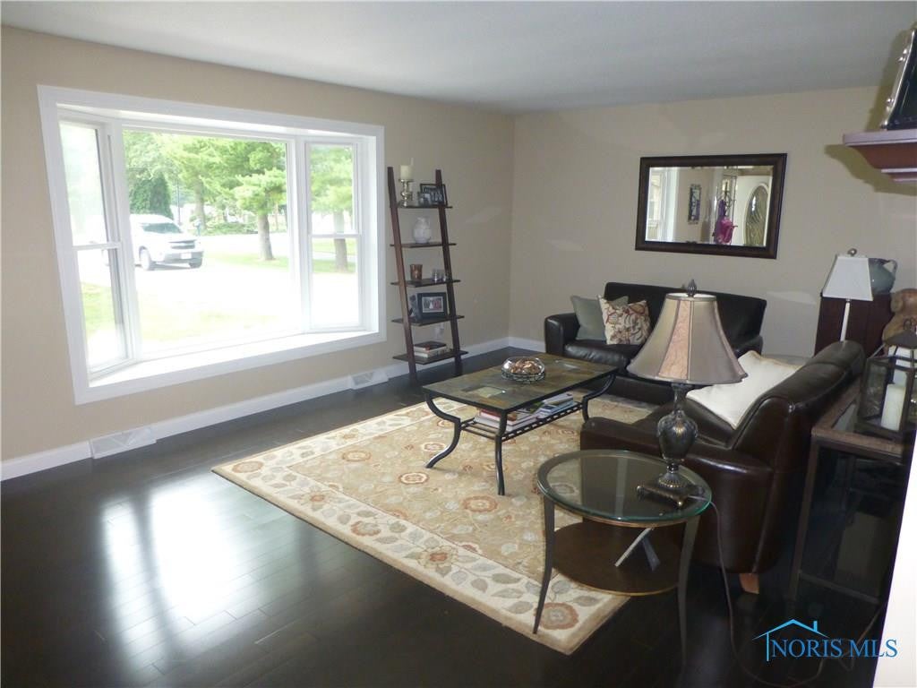 4140 Weckerly Road Monclova, OH 43542 - Photo 2 of 18 Photo 2