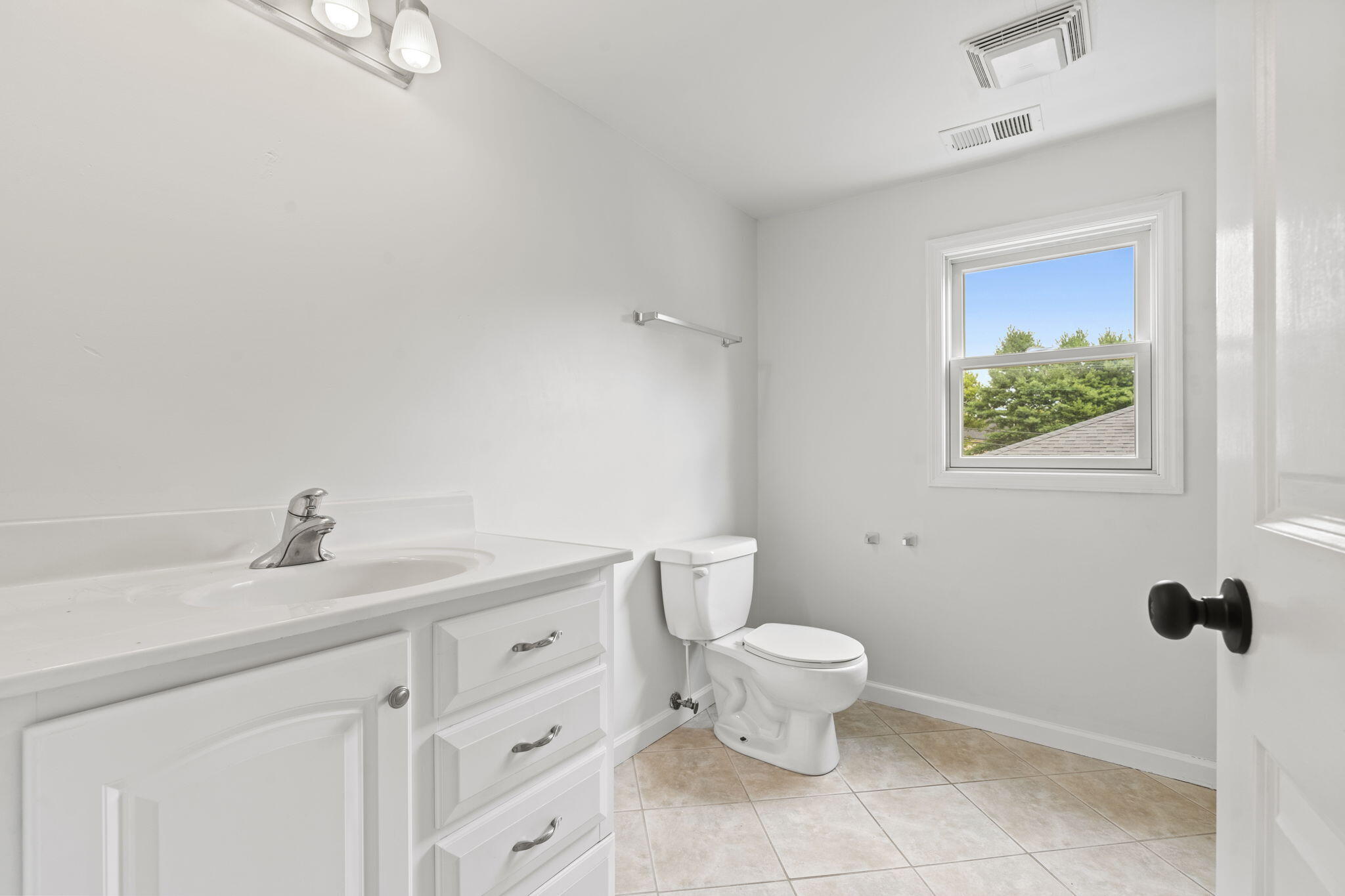 502 Chinoe Road Lexington, KY 40502 - Photo 20 of 31 31-web-or-mls-Copy of DSC02144