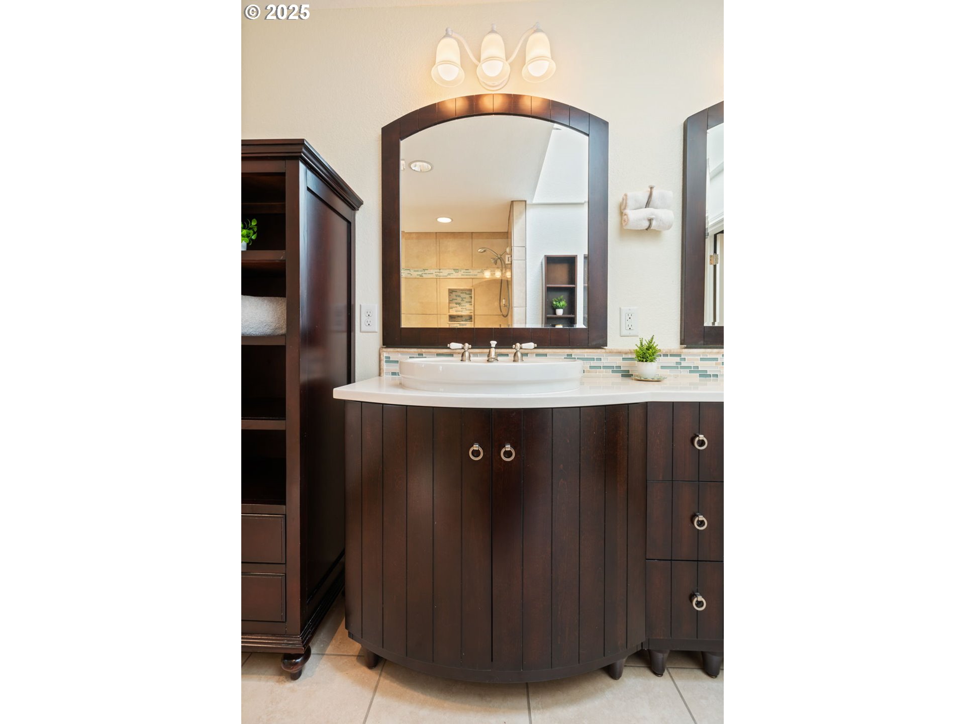 6827 Southwest Windemere Loop Portland, OR 97225 - Photo 26 of 48