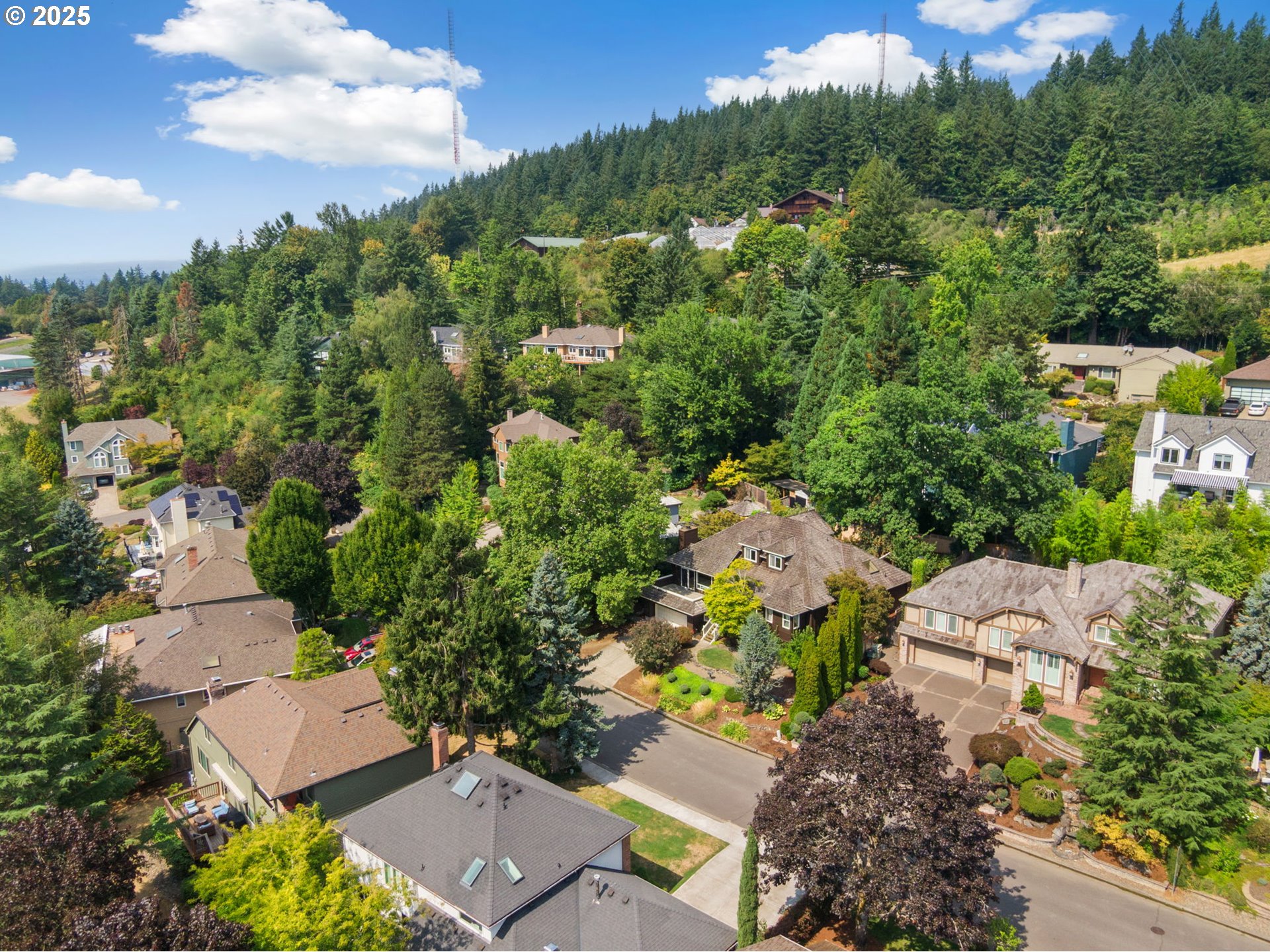 6827 Southwest Windemere Loop Portland, OR 97225 - Photo 48 of 48