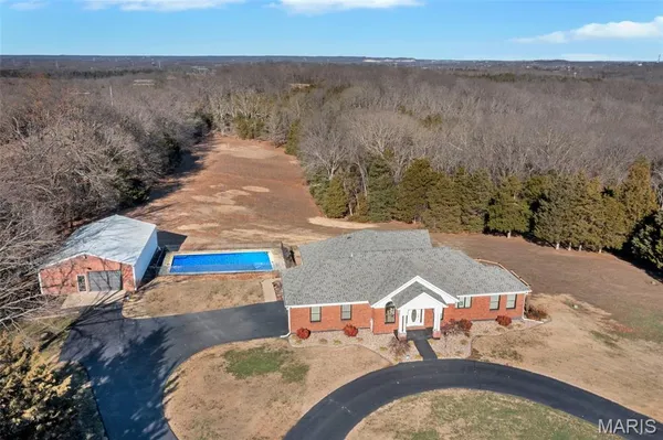 $625,000 | 2499 Stonegate Drive, Festus, MO 63028