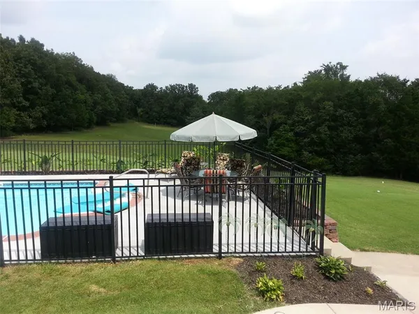 $625,000 | 2499 Stonegate Drive, Festus, MO 63028