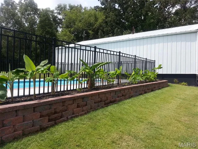 $749,900 | 2499 Stonegate Drive, Festus, MO 63028