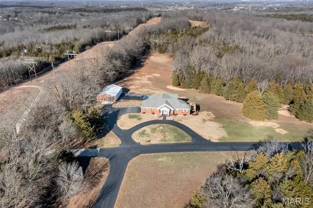 $749,900 | 2499 Stonegate Drive, Festus, MO 63028