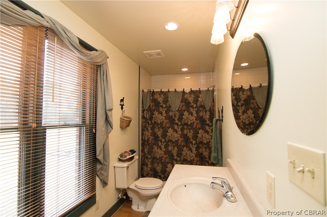 2460 Chelsea Road West Point, VA 23181 - Photo 13 of 25