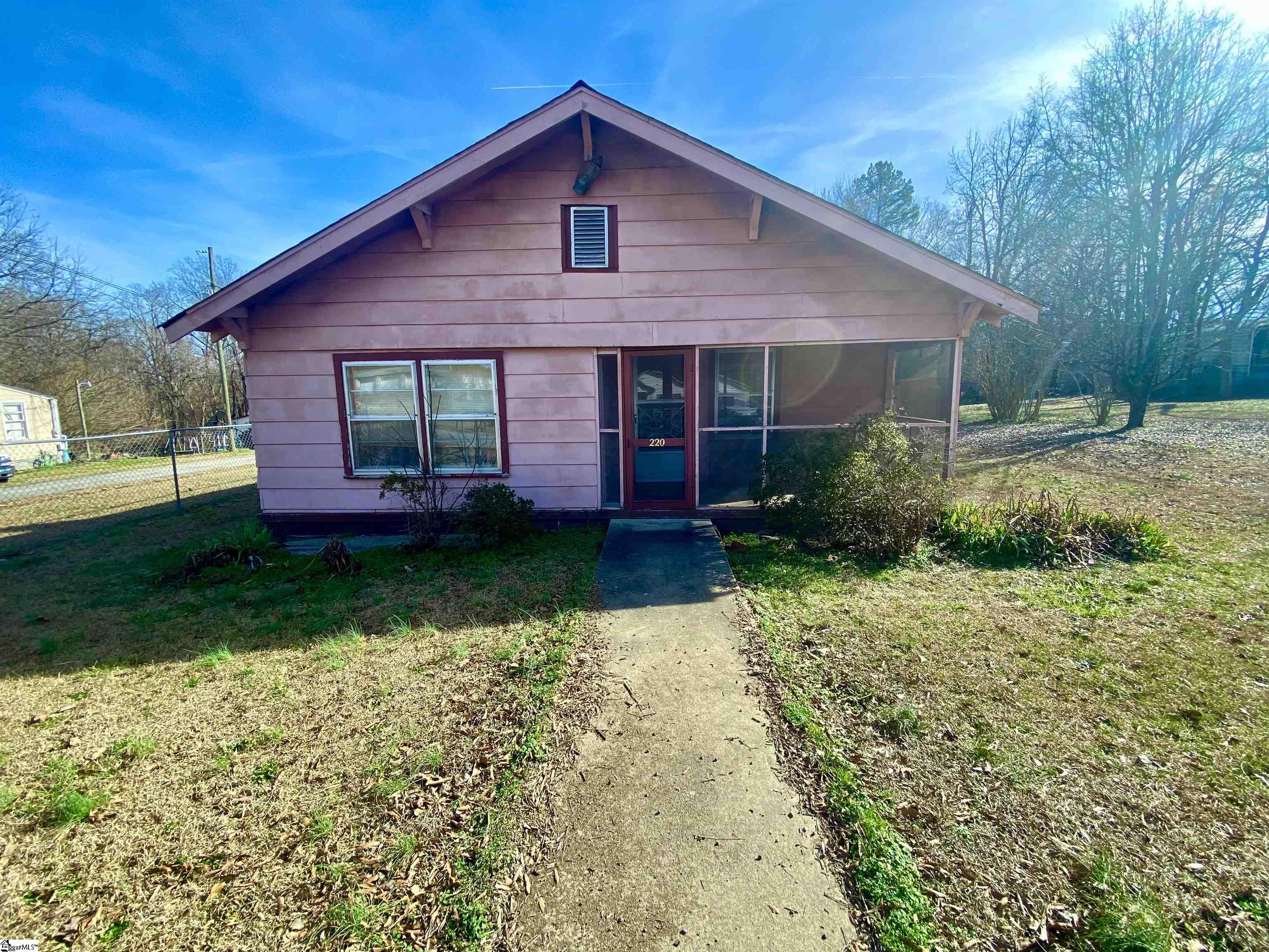 220 May Street Union, SC 29379 - Photo 1 of 28