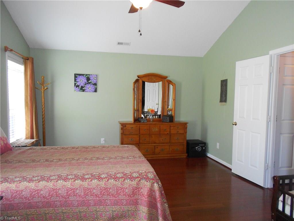 3645 Shadow Ridge Drive High Point, NC 27265 - Photo 15 of 24 Gallery Image 15