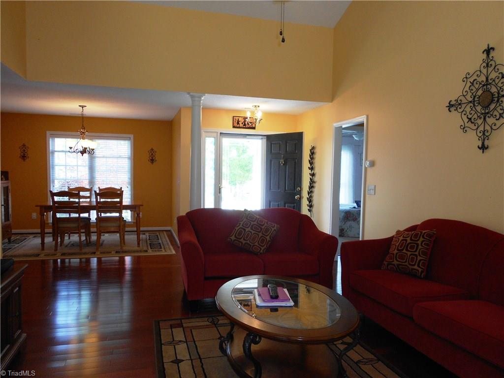 3645 Shadow Ridge Drive High Point, NC 27265 - Photo 5 of 24 Gallery Image 5